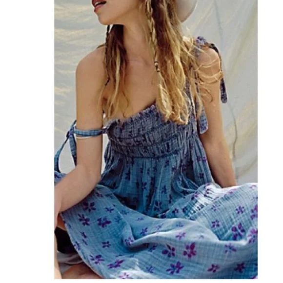 maggy london brooke ruffle neck maxi dress Ellie Wilde EW37029